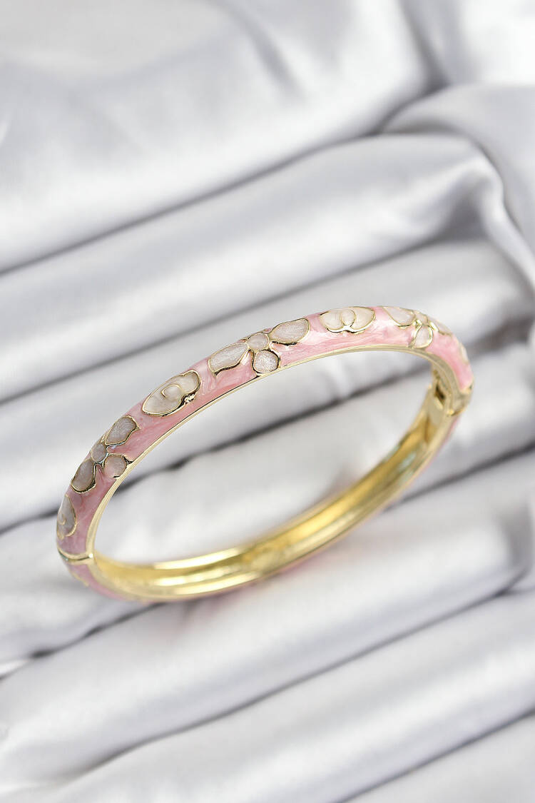Gold Color Women Clamp With Enameled Brass Pink Flower Motif - Brand: Ebijuteri - Women's Clothing Wholesale - Globality Store