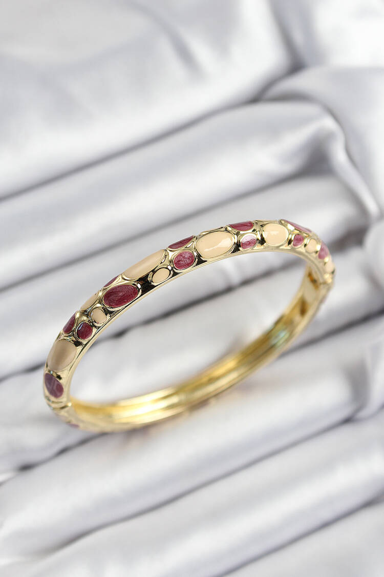 Gold Color Women Clamp With Enameled Brass Fuchsia And Cream Honeycomb Motif - Brand: Ebijuteri - Women's Clothing Wholesale - Globality Store
