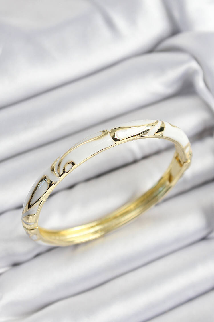Gold Color Women's Clamp With Enameled Brass White Marble Motif - Brand: Ebijuteri - Women's Clothing Wholesale - Globality Store