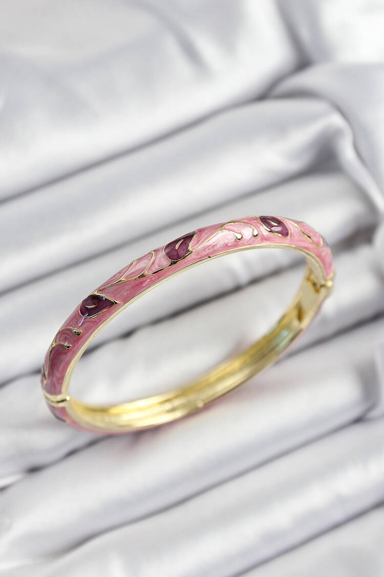 Gold Color Women Clamp With Enamel Brass Pink And Fuchsia Leaf Motif - Brand: Ebijuteri - Women's Clothing Wholesale - Globality Store