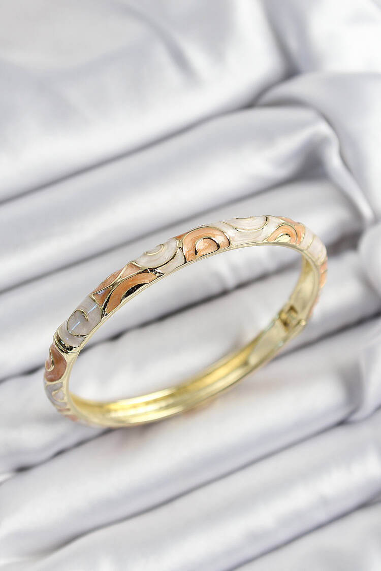 Gold Color Women Clamp With Enameled Brass Cream And Puppy Mouth Spiral Motif - Brand: Ebijuteri - Women's Clothing Wholesale - Globality Store