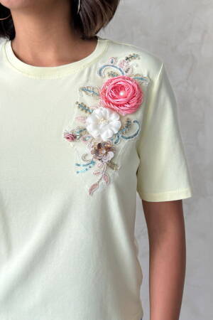 Floral Casual Blouse With Short Sleeves - Brand: Topshow - Women's Clothing Wholesale - Globality Store