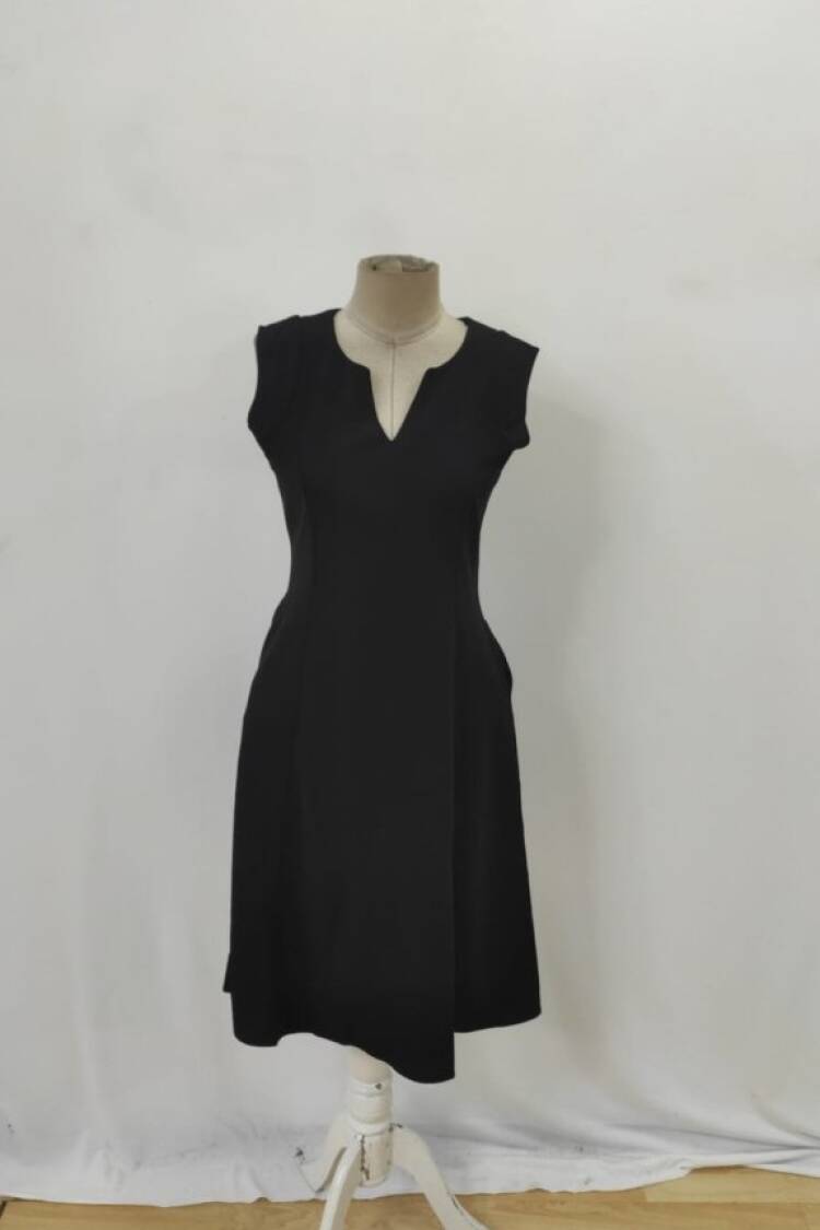 Black Elegant A-Line Notched Neck Dress