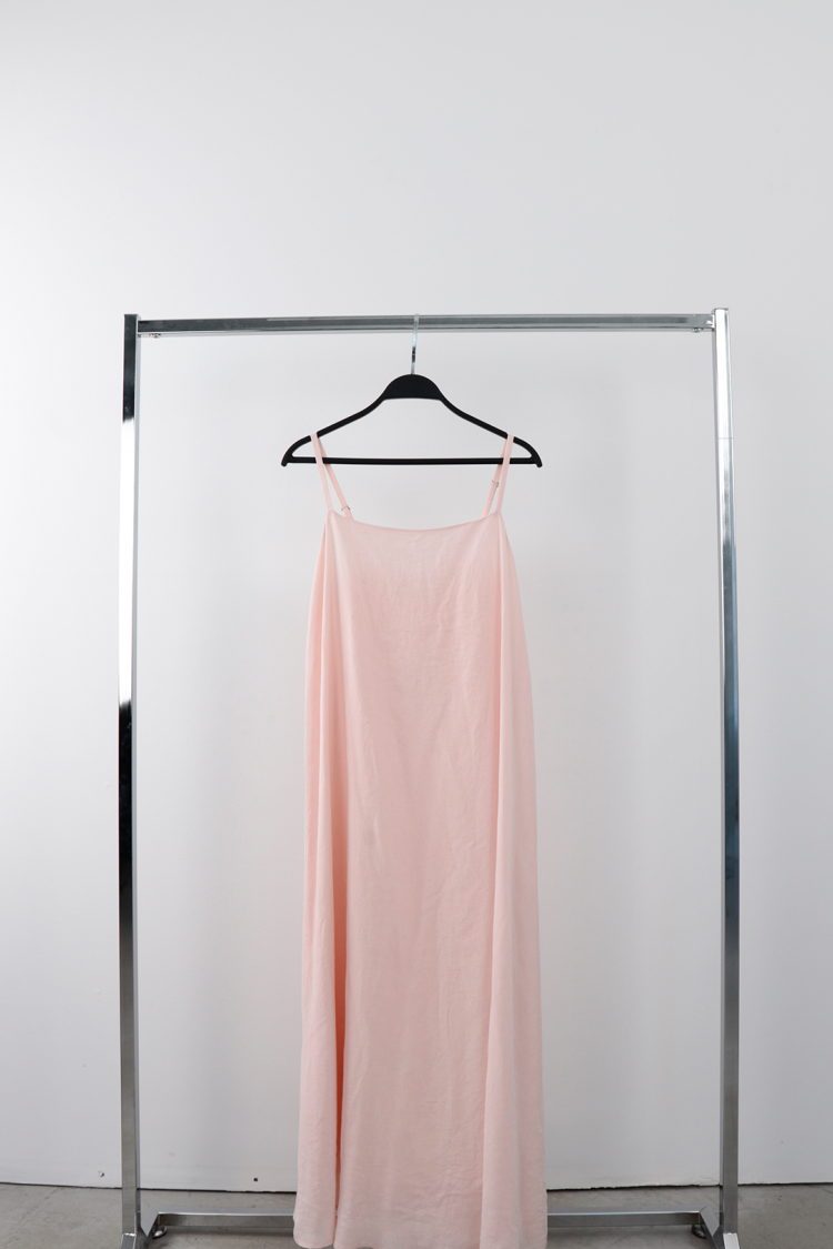 Dress Slaş Linen Hanger