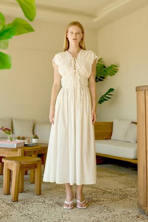 White Fit And Flare V-Neck Midi Dress With Cap Sleeves - Brand: Juste - Women's Clothing Wholesale - Globality Store