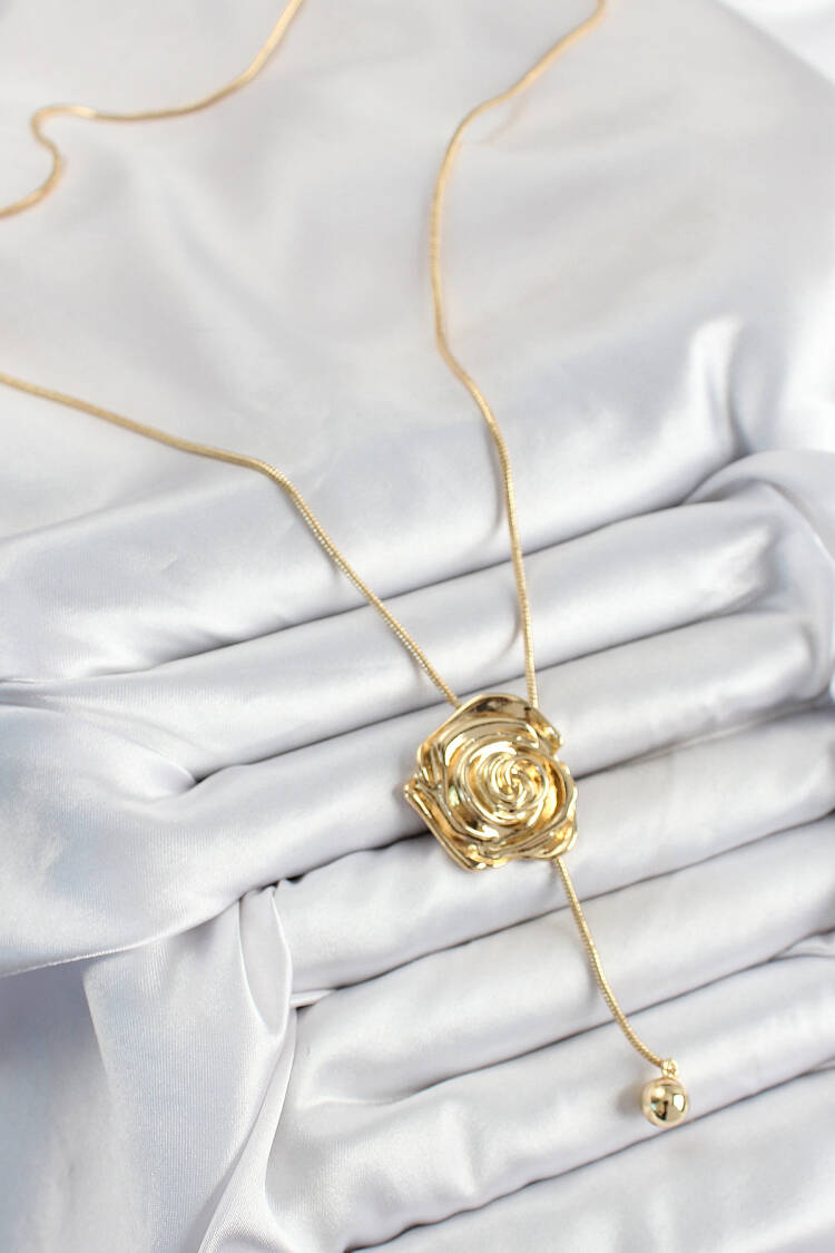 Brass Elevator Rose Model Gold Color Women Necklace