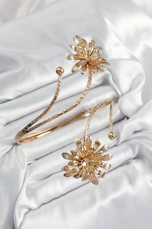 Brass Daisy Pattern Gold Color Women's Waist Bracelet - Brand: Ebijuteri - Women's Clothing Wholesale - Globality Store