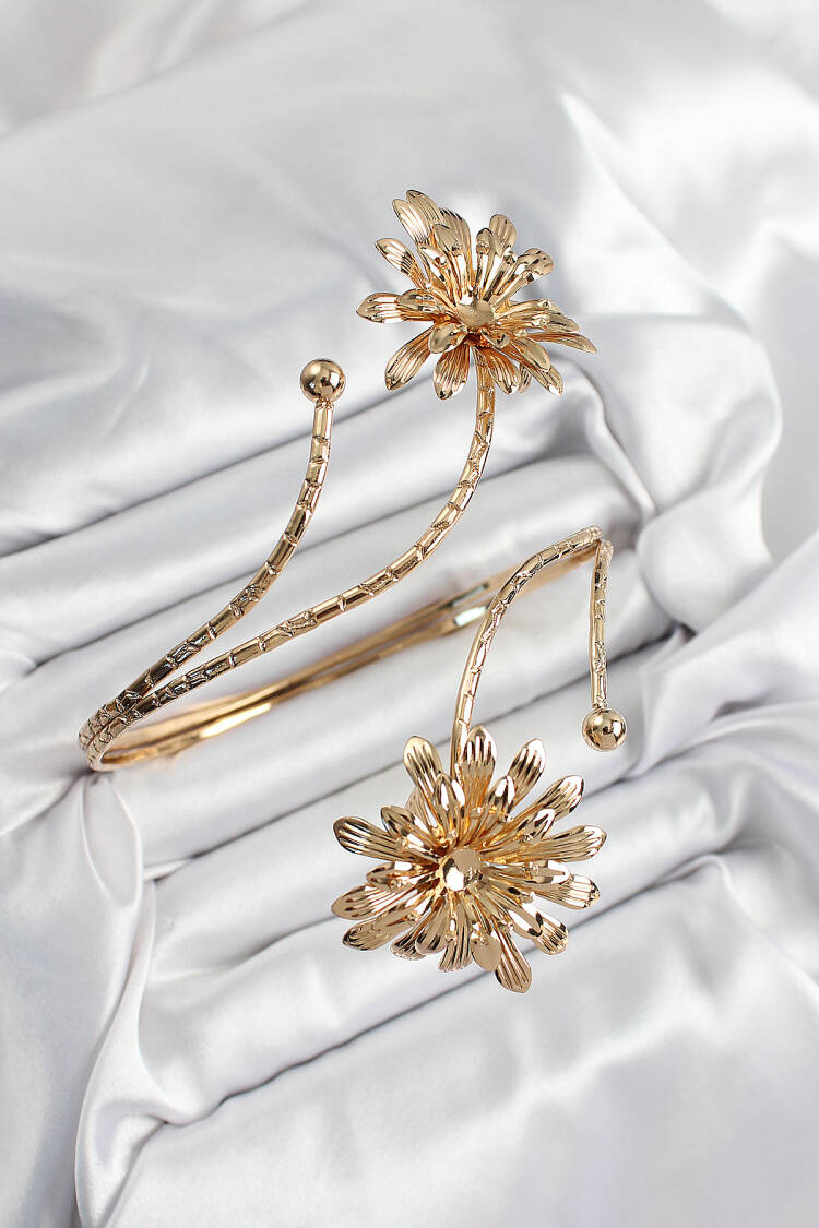 Brass Daisy Pattern Gold Color Women's Waist Bracelet - Brand: Ebijuteri - Women's Clothing Wholesale - Globality Store