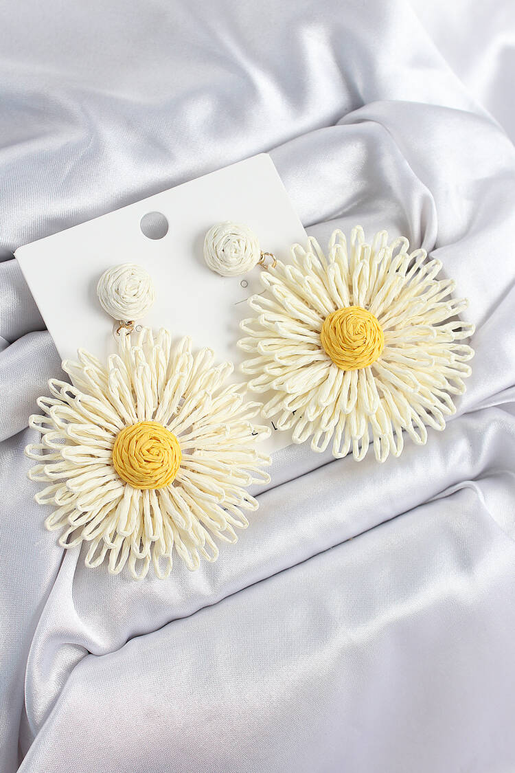 Brass Cream Chamomile Model Gold Color Women Straw Earrings - Brand: Ebijuteri - Women's Clothing Wholesale - Globality Store
