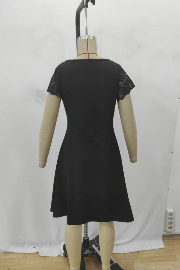 Elegant Black Sheath Dress With Short Sleeves