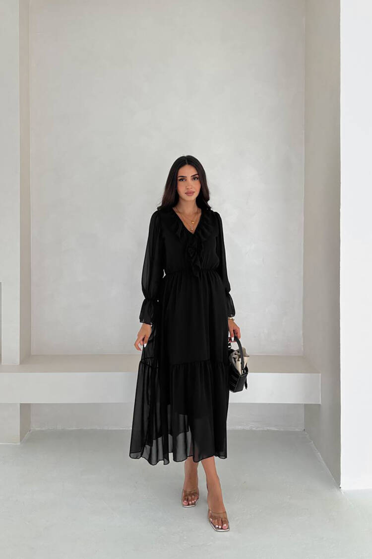 Elegant Maxi Dress With V-Neck And Slit