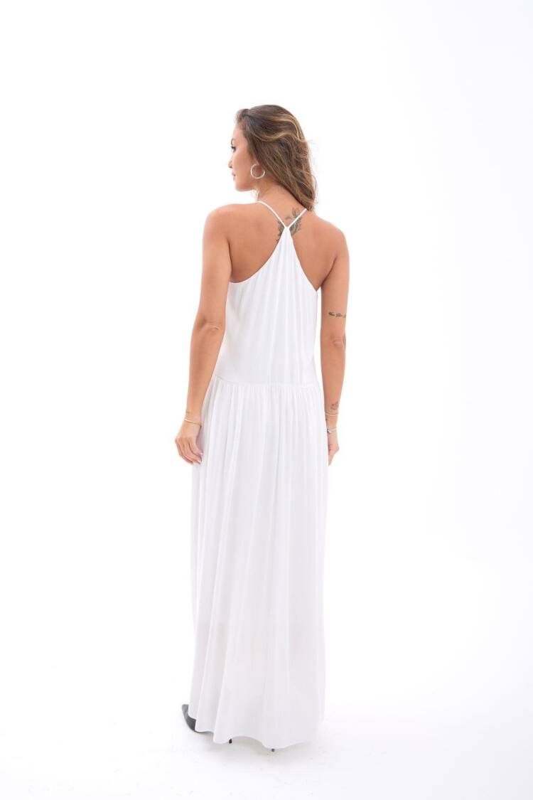 Elegant White Slip Dress With V-Neck And Cap Sleeves