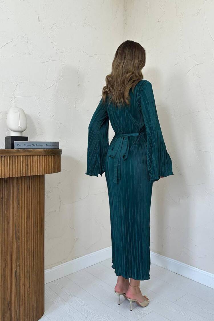 Green Elegant Formal Sheath Dress