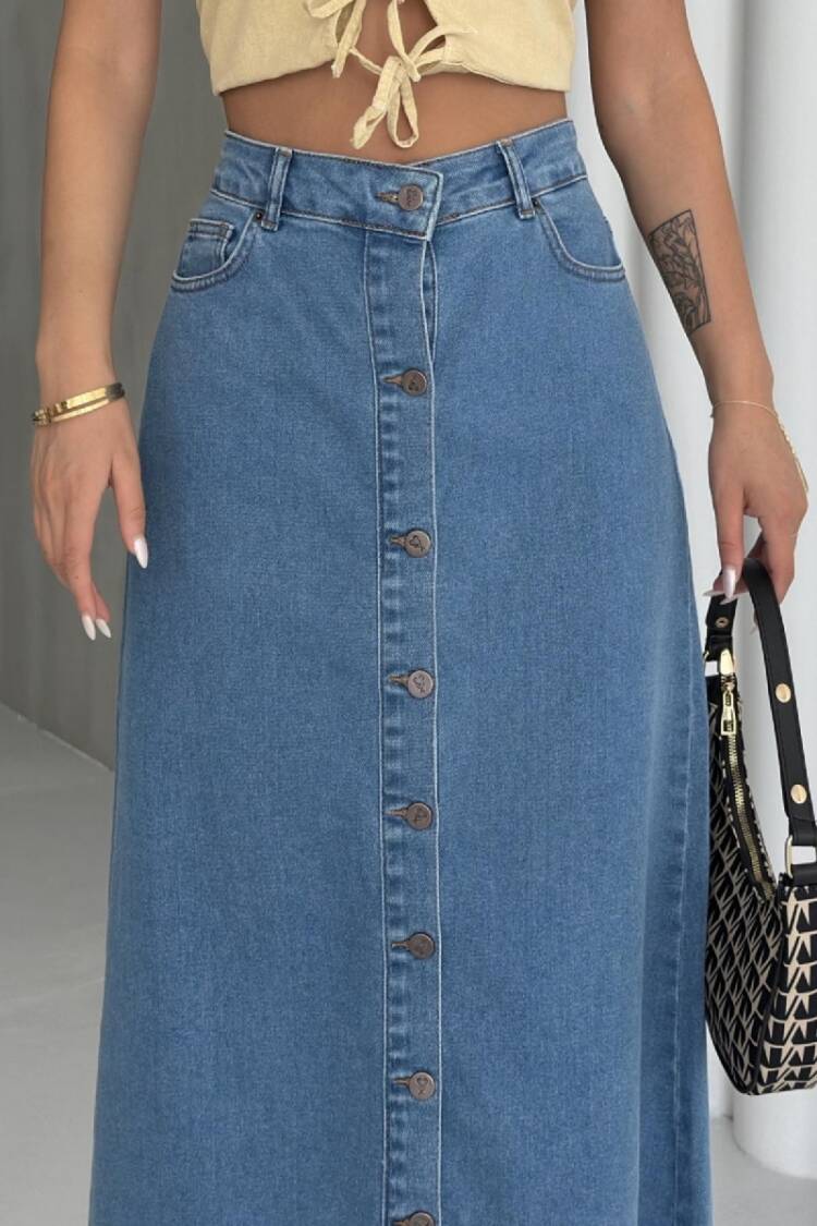 A-Line Maxi Skirt With High Waist & Buttoned Closure