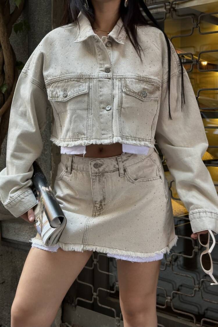 Beige A-Line Mini Skirt With Buttoned Closure