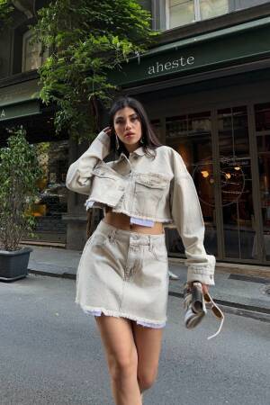 Beige A-Line Mini Skirt With Buttoned Closure
