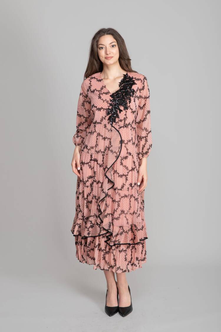 Pink Fit And Flare Dress With V-Neck And Long Sleeves