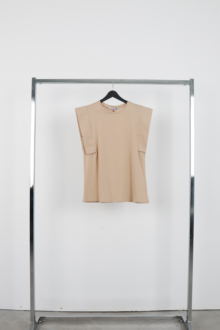 Beige Casual Tshirt With Round Neck And Regular Fit