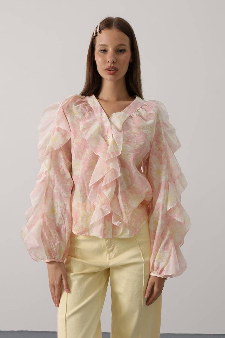 Elegant Shirt With Floral Pattern