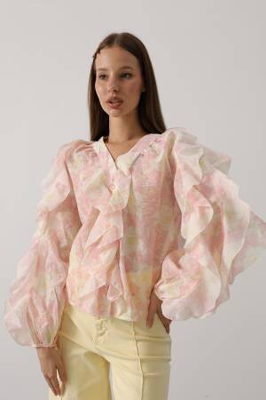 Elegant Shirt With Floral Pattern