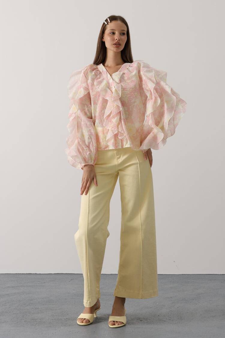 Elegant Shirt With Floral Pattern