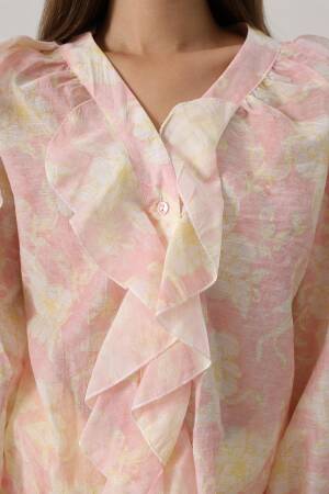 Elegant Shirt With Floral Pattern