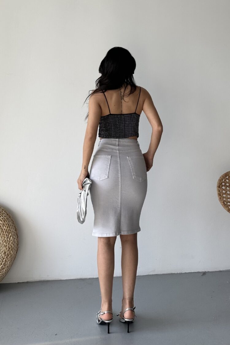 High Waist Pencil Skirt With Buttoned Closure