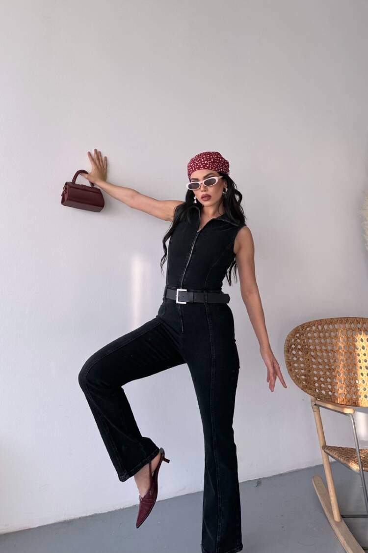 Black Tailored Slim Fit Sexy Jumpsuit