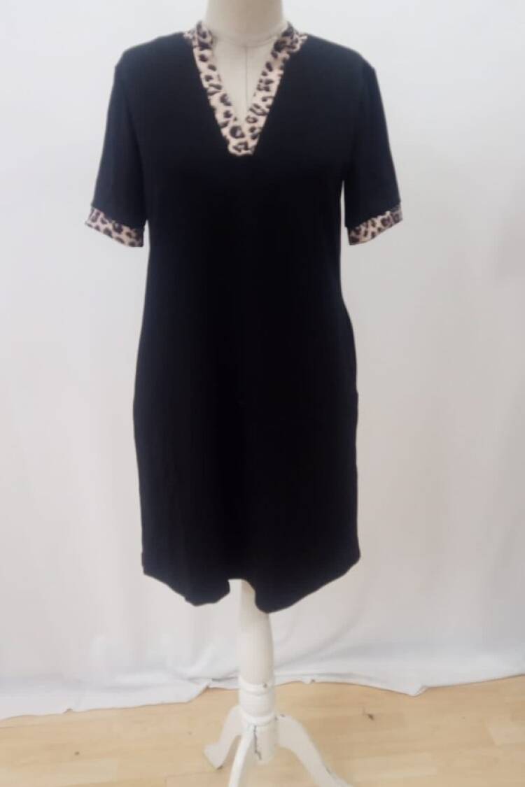 Black Casual Sexy Mini Shift Dress With V-Neck