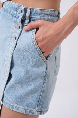 Asymmetrical Mini Skirt With Buttoned Closure