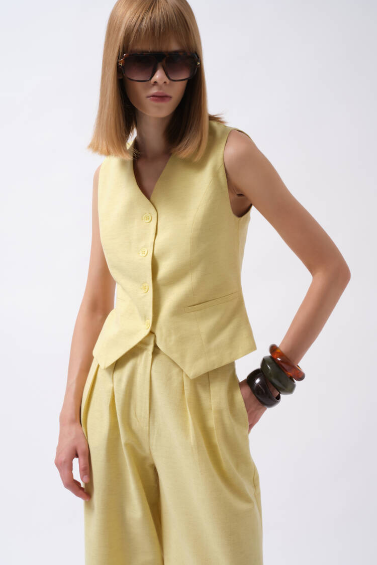 Slim Fit Formal Vest With Welt Pocket