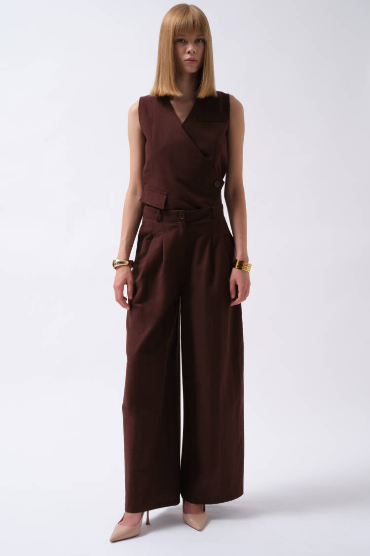 Palazzo Pants With Wide Leg And Buttoned Closure