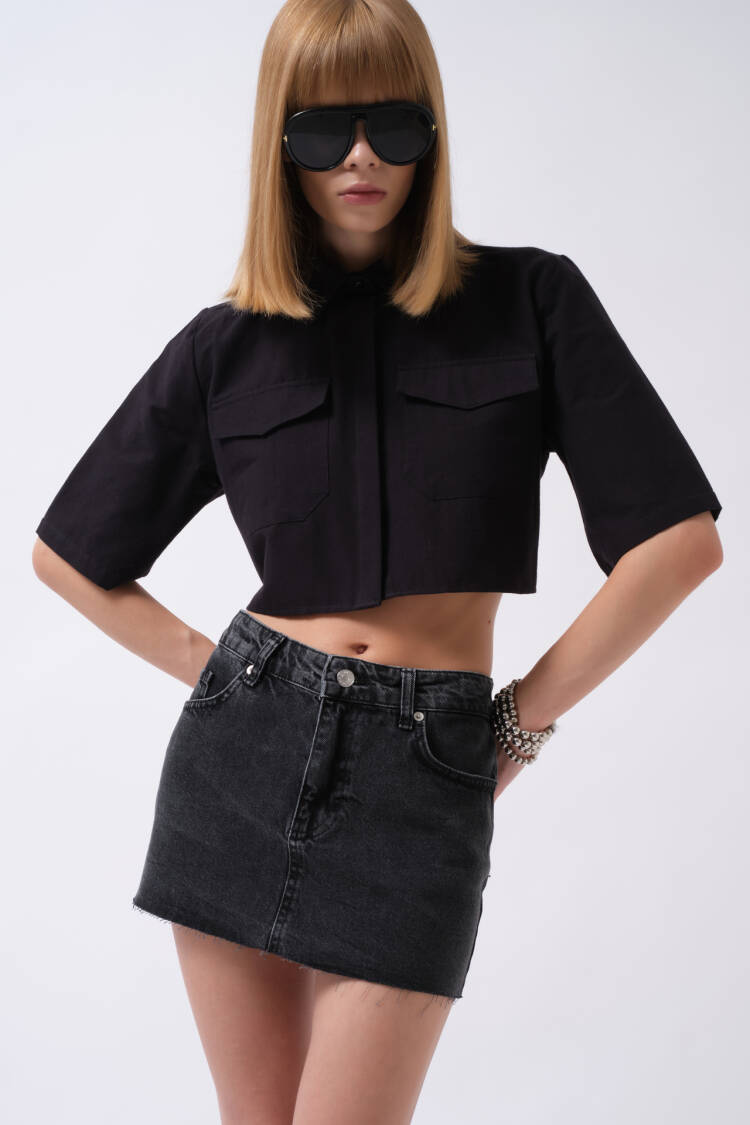 Bodycon Mini Skirt With Buttoned Closure