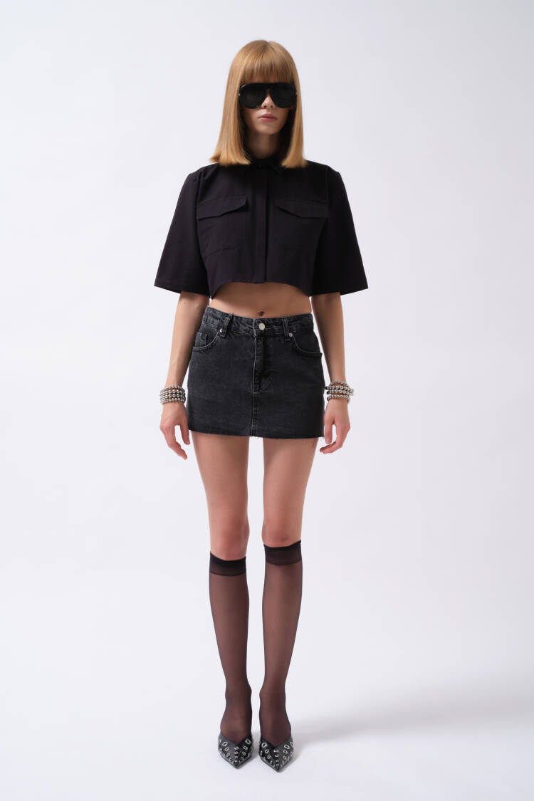 Bodycon Mini Skirt With Buttoned Closure