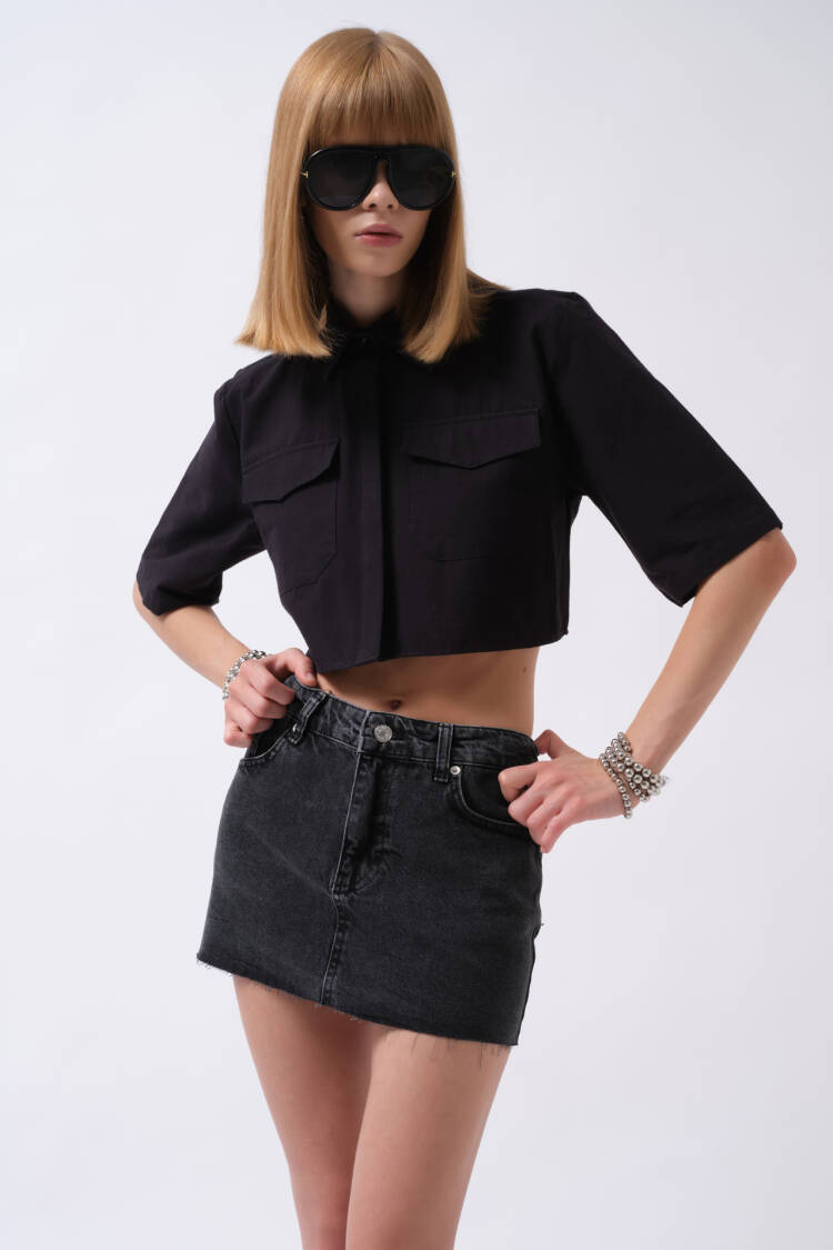 Bodycon Mini Skirt With Buttoned Closure