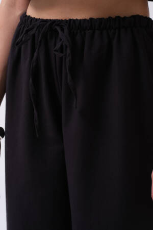 Tapered Carrot Pants