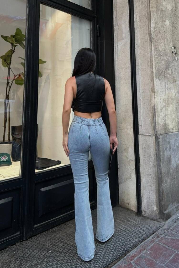 Mom Jeans With Flare Leg And High Waist