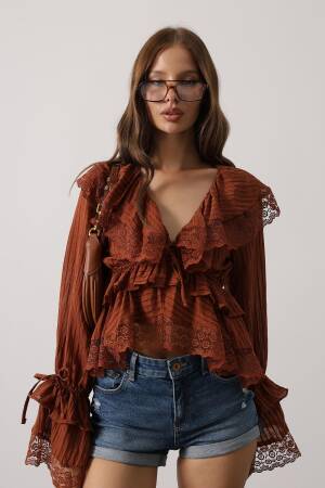 Boho Vintage Blouse With Ruffle Sleeves