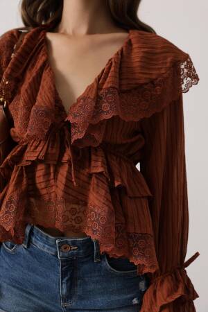 Boho Vintage Blouse With Ruffle Sleeves