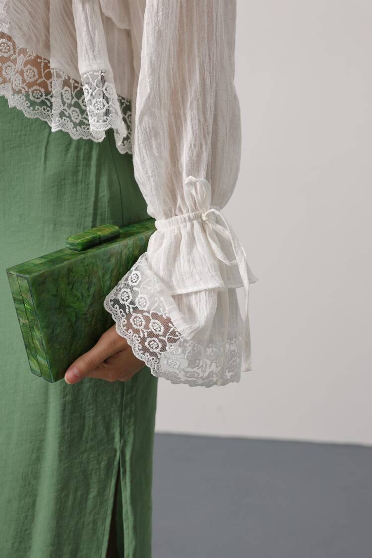 Elegant V-Neck Ruffle Sleeve Blouse