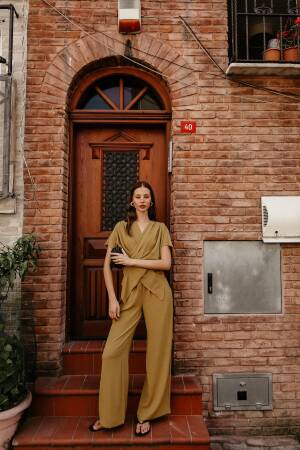 Asymmetric Cut Suit - Oil