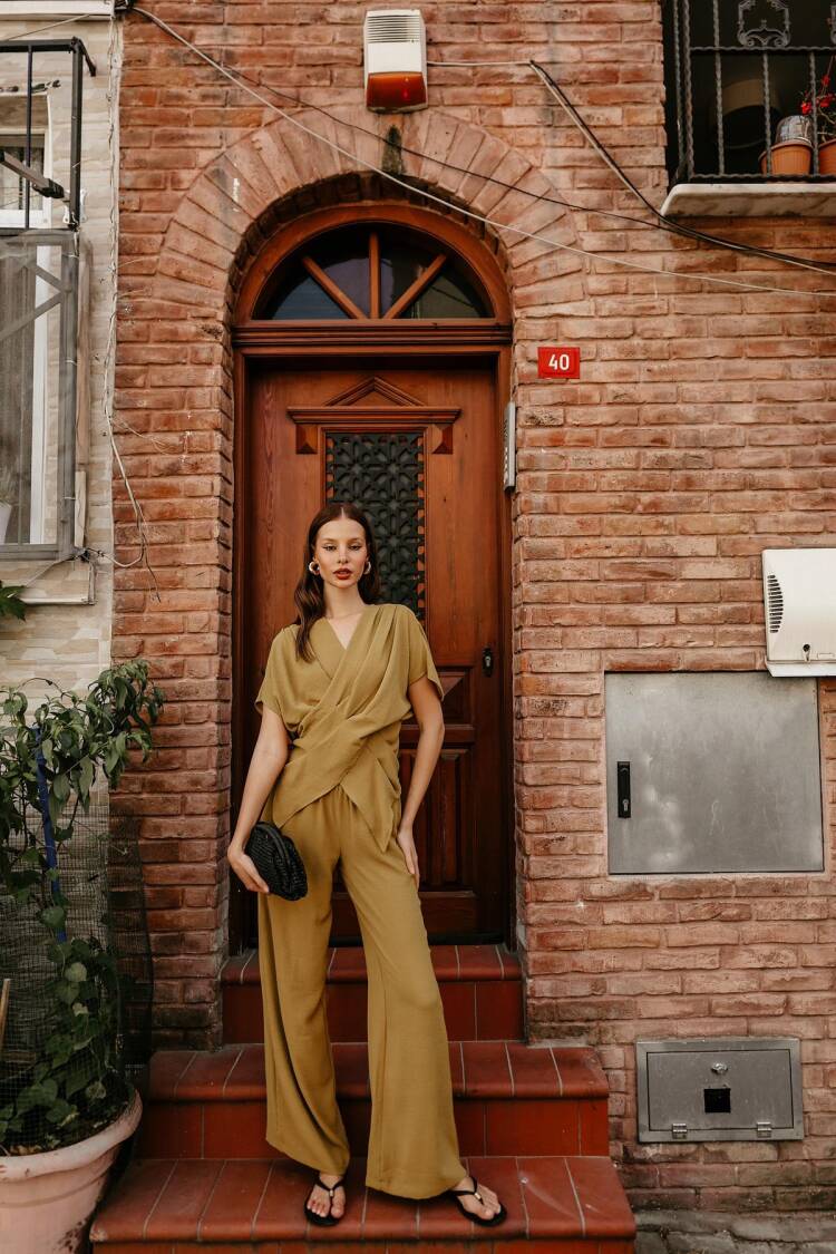 Asymmetric Cut Suit - Oil