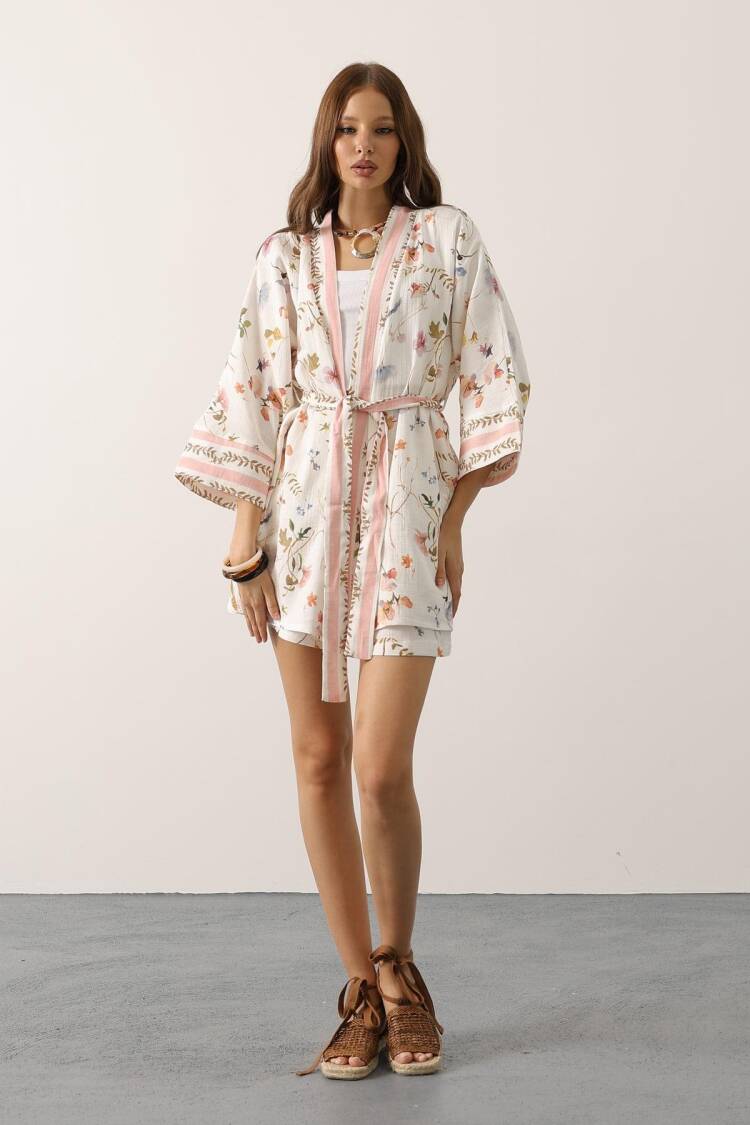 White Kimono With Floral Pattern And Shawl Collar