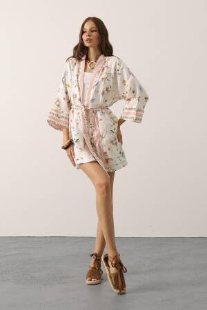 White Kimono With Floral Pattern And Shawl Collar