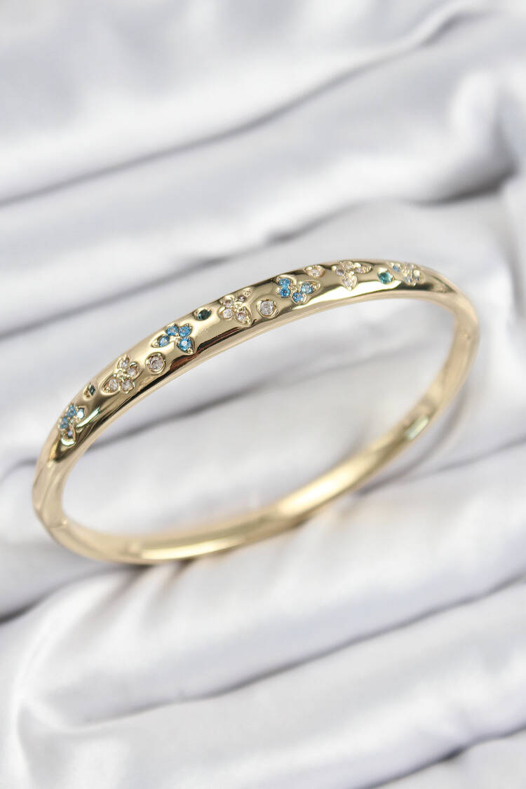 Brass Zircon Stone Butterfly Model Gold Color Women Clamp