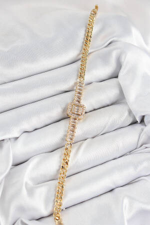 Brass Zircon Stone Waterway Detailed Baguette Model Gold Color Women's Bracelet