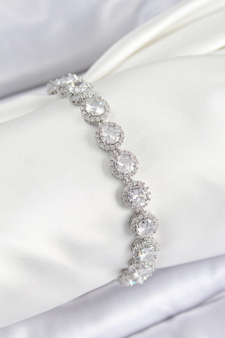 Brass Zircon Stone Circle Baguette Model Silver Color Viping Series Women Bracelet