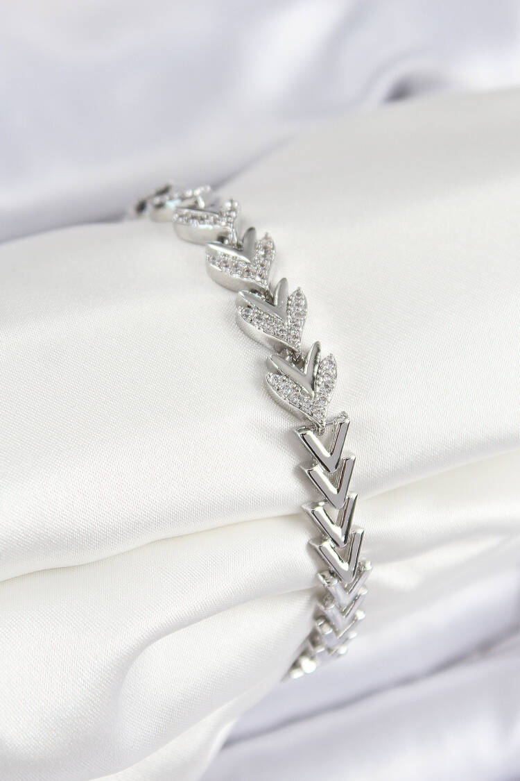 Brass Zircon Stone Inline Arrow Pattern Silver Color Women's Bracelet