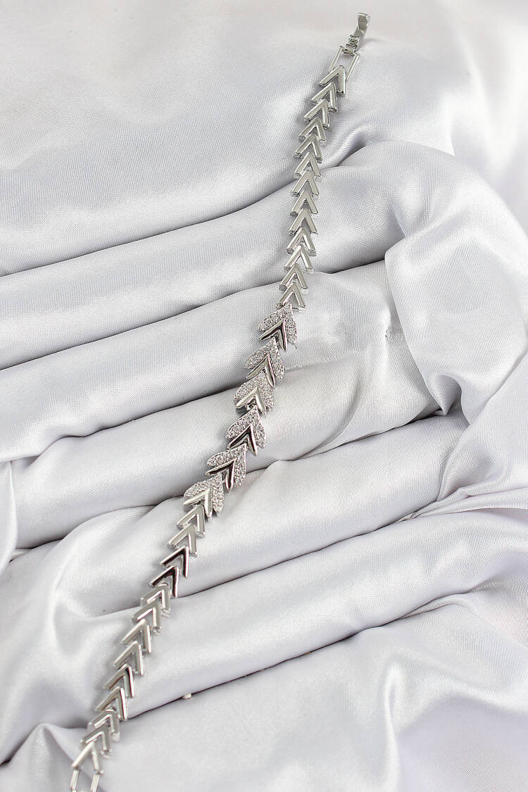 Brass Zircon Stone Inline Arrow Pattern Silver Color Women's Bracelet