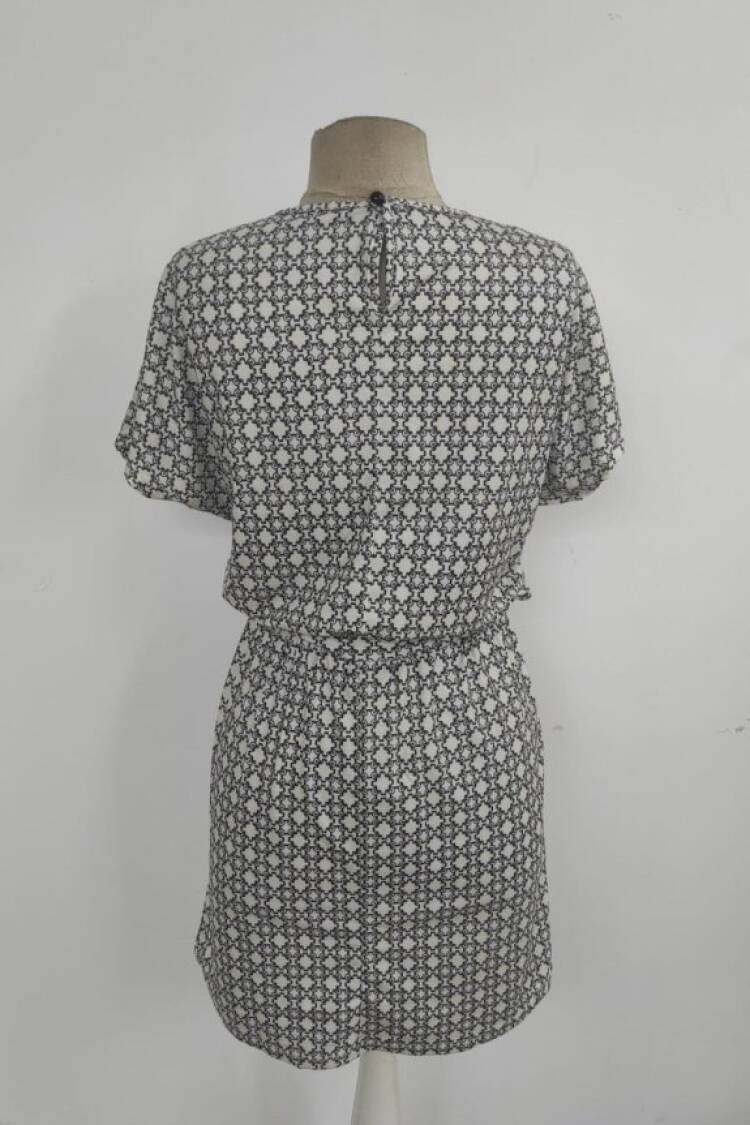 Women's Short Sleeve Round Neck Waist Belted Geometric Pattern Suprem Dress